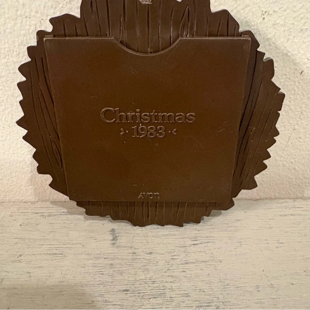 VTG Avon 1983 Christmas Wreath Photo Ornament